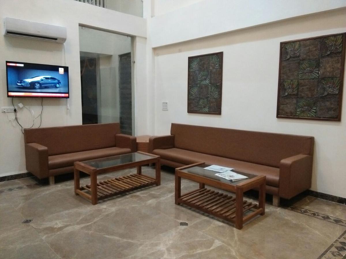 Rewa Residency Hotel Luaran gambar