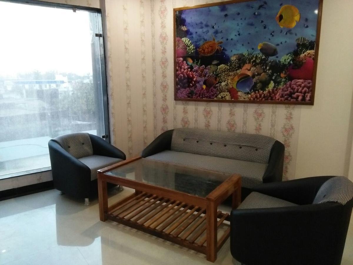 Rewa Residency Hotel Luaran gambar